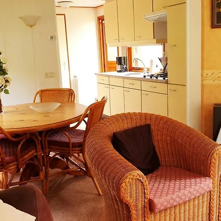 シャレー De Kleine Kriemelkuil {het Herdertje} *